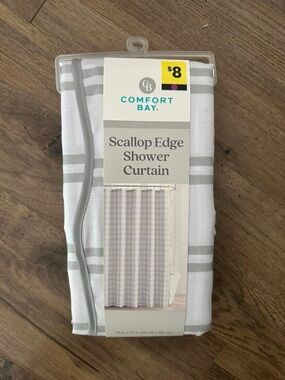 Comfort Bay Gray and White Scallop Edge Bath Curtain
